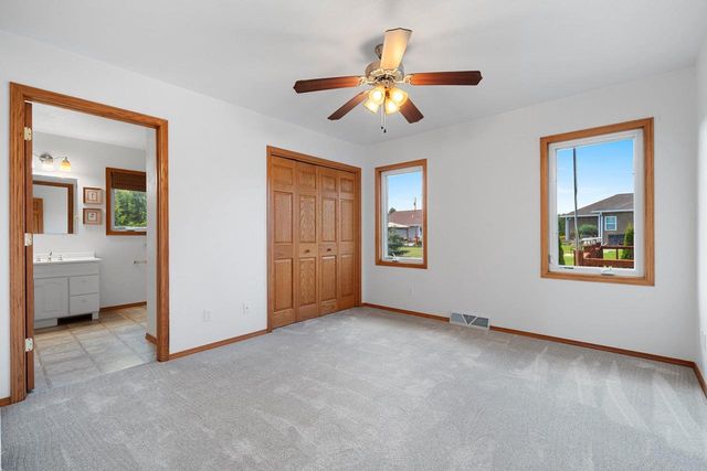 33 N ASHLAND AVENUE, Sturgeon Bay, WI 54235