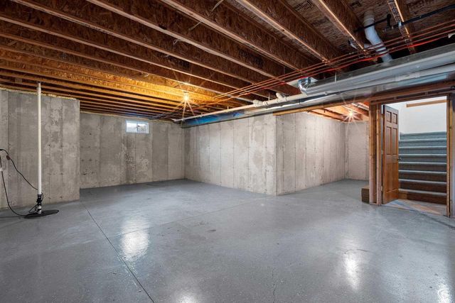 33 N ASHLAND AVENUE, Sturgeon Bay, WI 54235