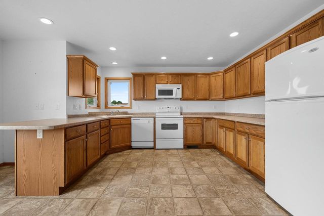 33 N ASHLAND AVENUE, Sturgeon Bay, WI 54235