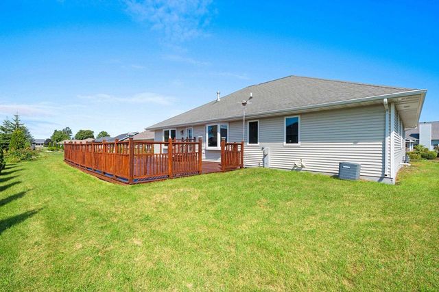 33 N ASHLAND AVENUE, Sturgeon Bay, WI 54235