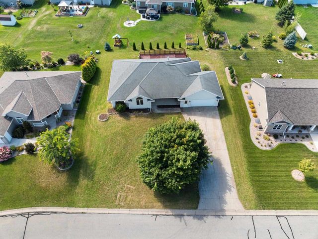 33 N ASHLAND AVENUE, Sturgeon Bay, WI 54235