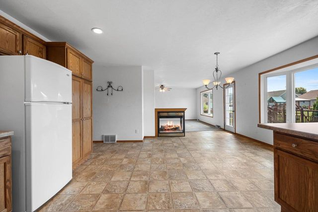 33 N ASHLAND AVENUE, Sturgeon Bay, WI 54235