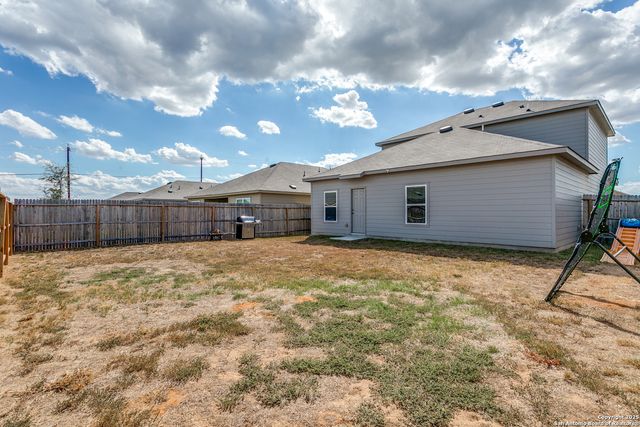 19838 Doc Holiday, Lytle, TX 78052
