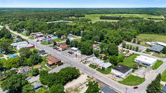 4737 Territorial Road, Benton Charter Twp, MI 49022