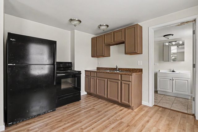 4737 Territorial Road, Benton Charter Twp, MI 49022