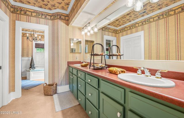 21 Waterside Drive, Beaufort, SC 29907