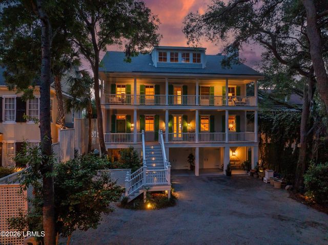 21 Waterside Drive, Beaufort, SC 29907