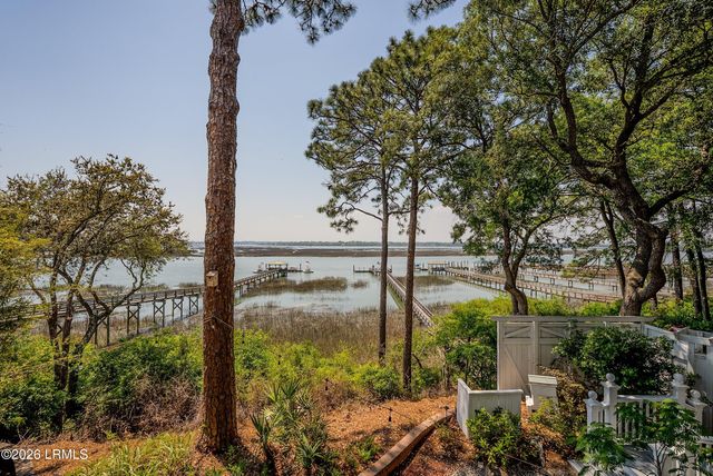 21 Waterside Drive, Beaufort, SC 29907
