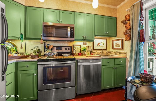 21 Waterside Drive, Beaufort, SC 29907