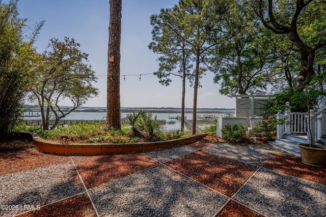 21 Waterside Drive, Beaufort, SC 29907