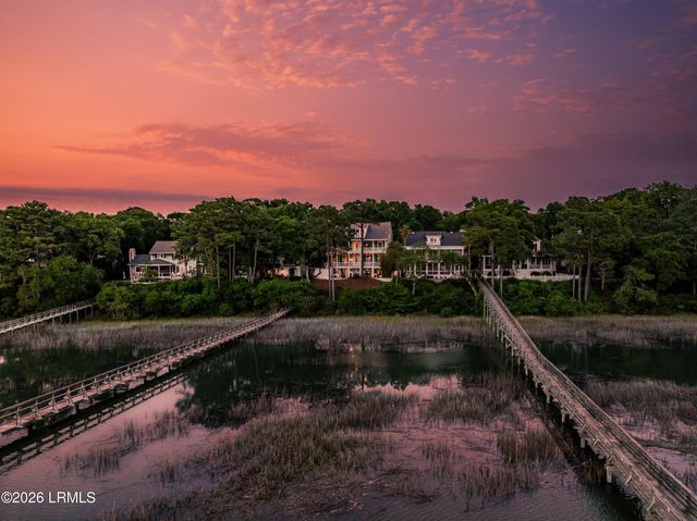 21 Waterside Drive, Beaufort, SC 29907