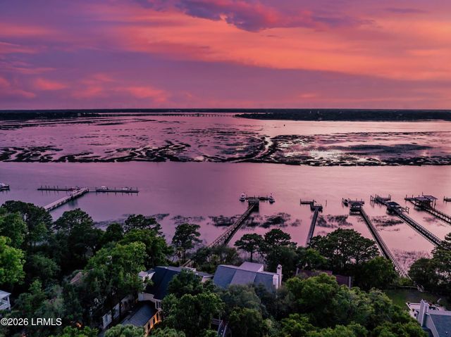 21 Waterside Drive, Beaufort, SC 29907