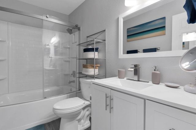 102 POMPANO DRIVE SE C, St Petersburg, FL 33705