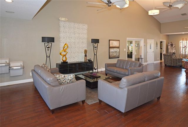 102 POMPANO DRIVE SE C, St Petersburg, FL 33705