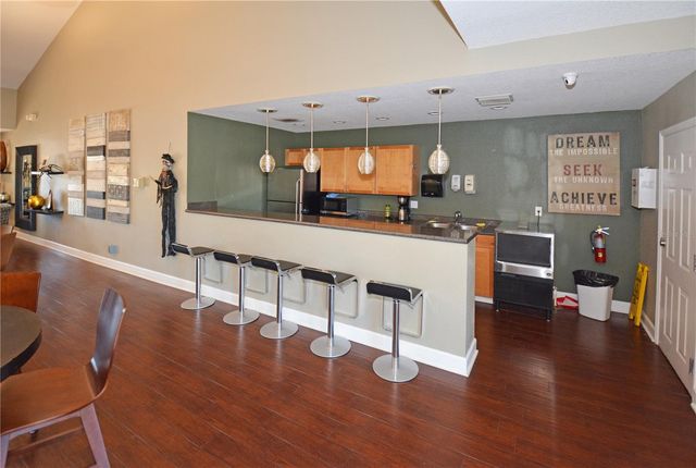 102 POMPANO DRIVE SE C, St Petersburg, FL 33705