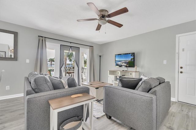 102 POMPANO DRIVE SE C, St Petersburg, FL 33705