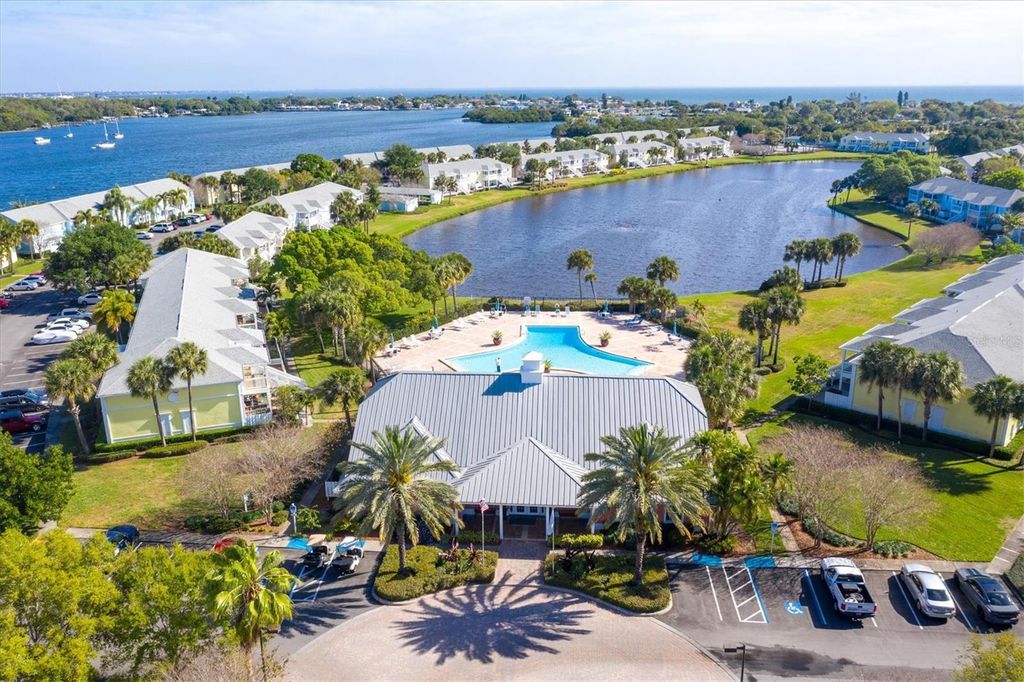 102 POMPANO DRIVE SE C, St Petersburg, FL 33705
