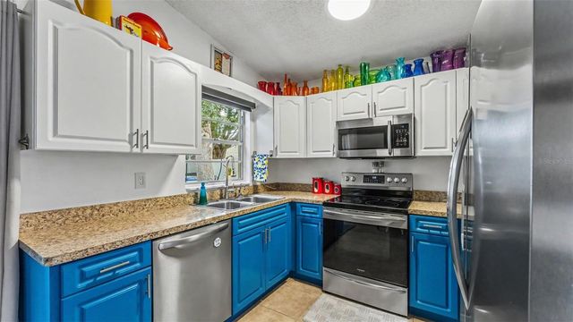 1417 PERIWINKLE COURT, Lakeland, FL 33811