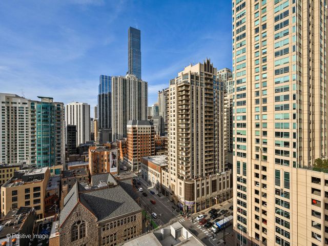 600 N Dearborn Street 1705, Chicago, IL 60610