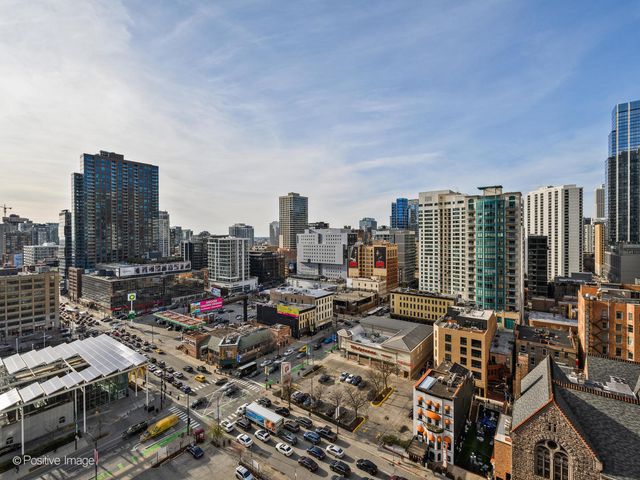 600 N Dearborn Street 1705, Chicago, IL 60610