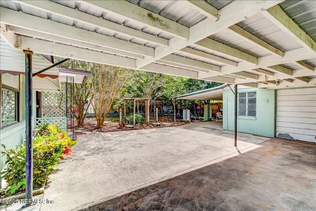 5222 HOLLYCREST Drive, Jacksonville, FL 32205