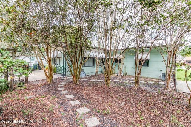 5222 HOLLYCREST Drive, Jacksonville, FL 32205