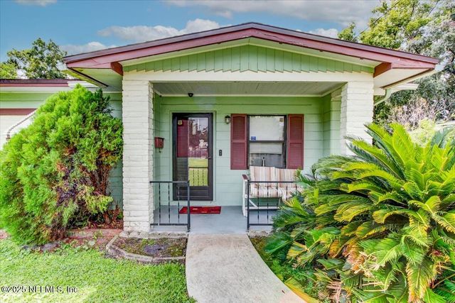 5222 HOLLYCREST Drive, Jacksonville, FL 32205