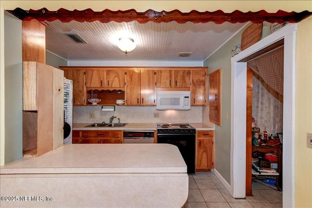 5222 HOLLYCREST Drive, Jacksonville, FL 32205