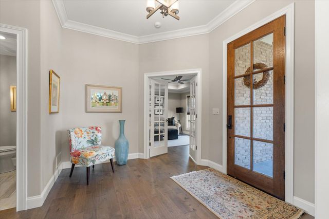 1210 MARCASSIN DR, Columbia, MO 65201