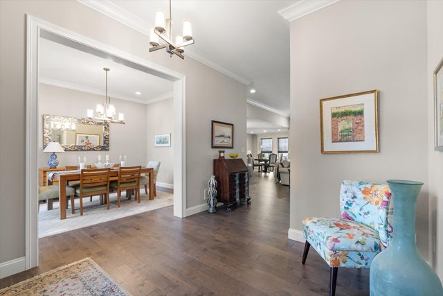 1210 MARCASSIN DR, Columbia, MO 65201