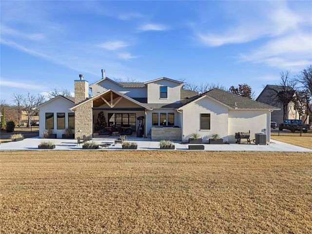 2917 Piazza Court, Arcadia, OK 73007