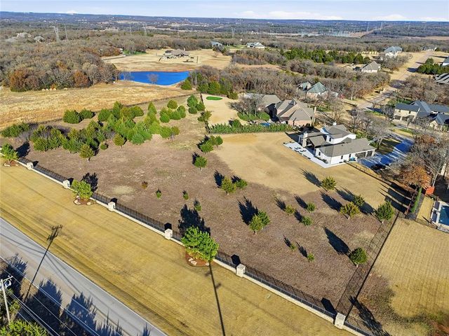 2917 Piazza Court, Arcadia, OK 73007