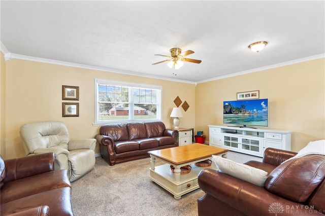1568 Cheyenne Drive, Xenia, OH 45385