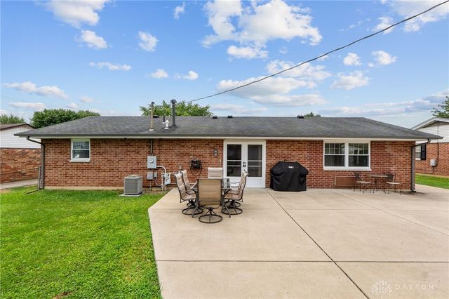 1568 Cheyenne Drive, Xenia, OH 45385