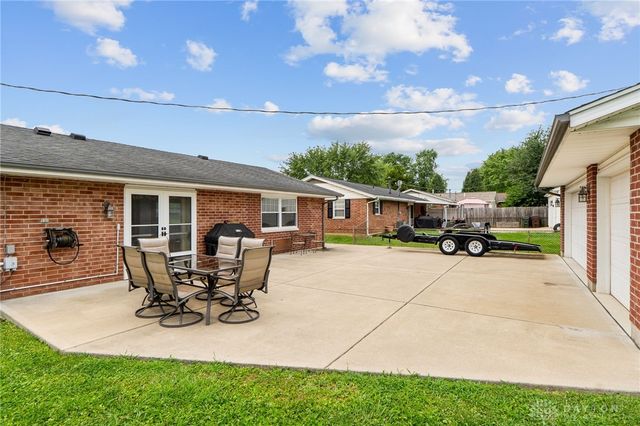 1568 Cheyenne Drive, Xenia, OH 45385