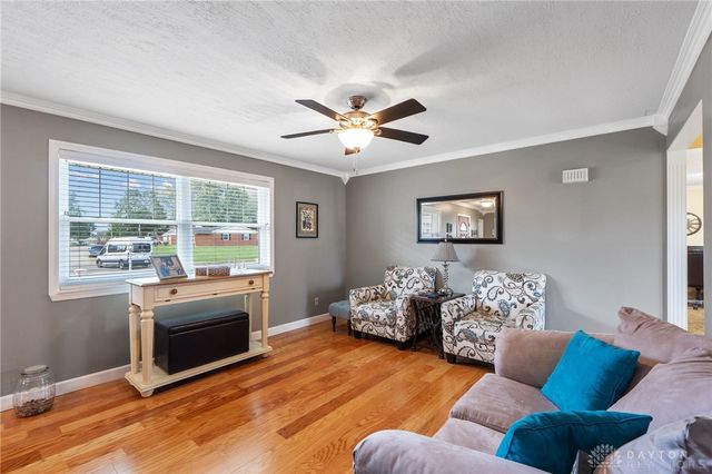 1568 Cheyenne Drive, Xenia, OH 45385
