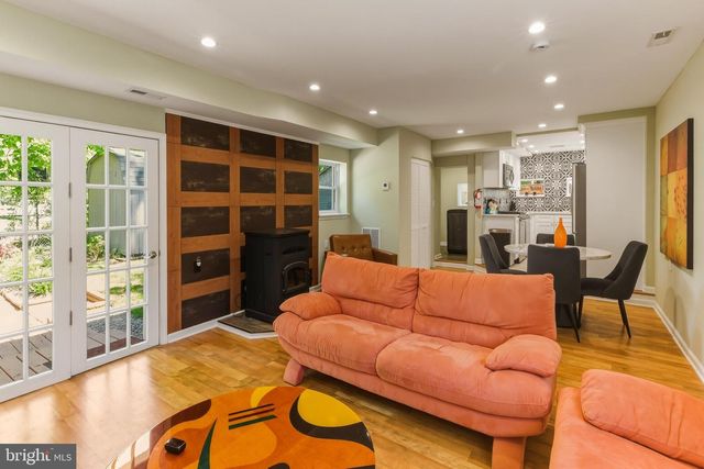 3310 SUNSET AVE, Williamstown, NJ 08094