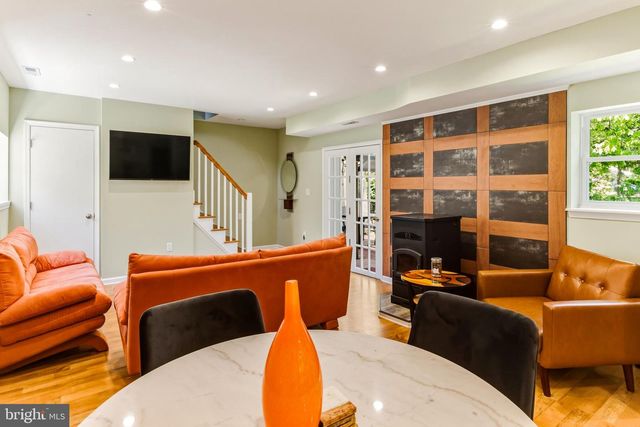 3310 SUNSET AVE, Williamstown, NJ 08094