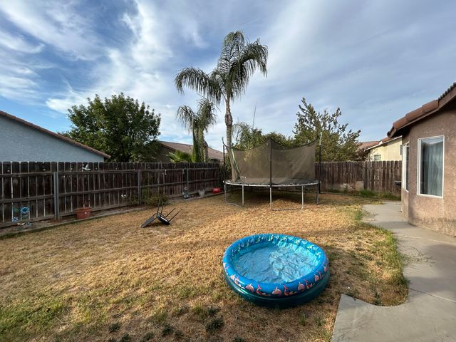 1968 Tahoe Ave Avenue, Tulare, CA 93274