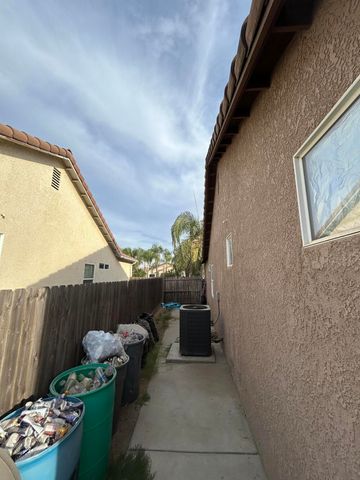 1968 Tahoe Ave Avenue, Tulare, CA 93274