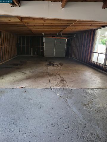 2420 Tomar Ct, Pinole, CA 94564