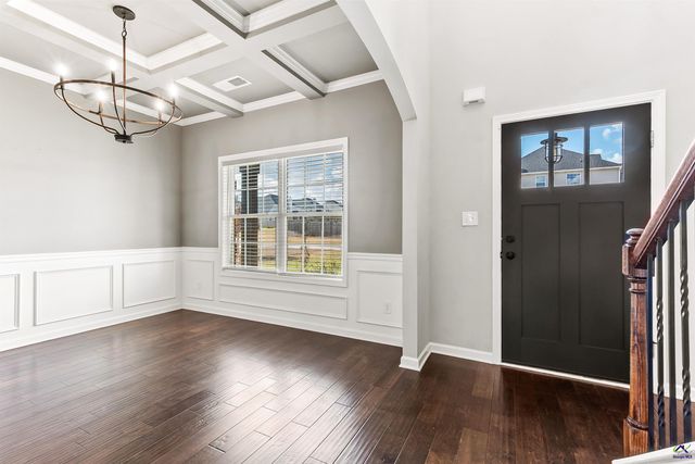 203 Amberley Court, Kathleen, GA 31047