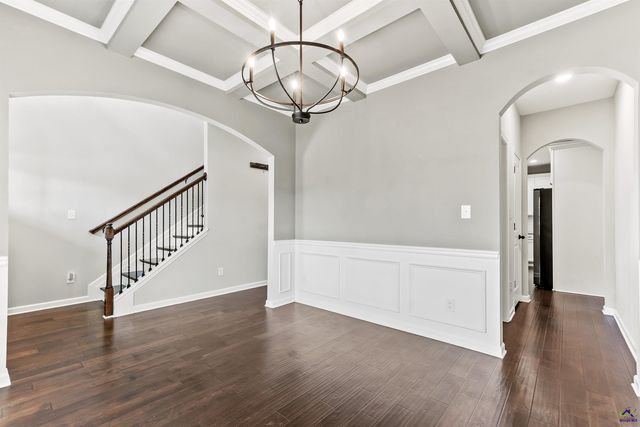 203 Amberley Court, Kathleen, GA 31047