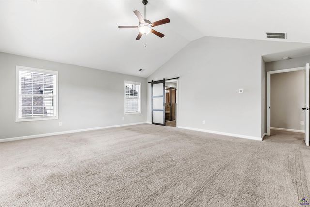 203 Amberley Court, Kathleen, GA 31047