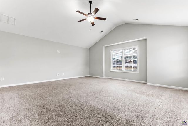 203 Amberley Court, Kathleen, GA 31047