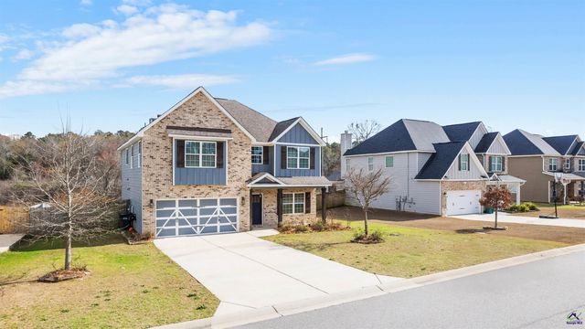 203 Amberley Court, Kathleen, GA 31047