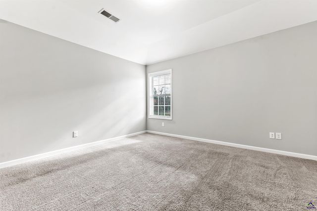 203 Amberley Court, Kathleen, GA 31047