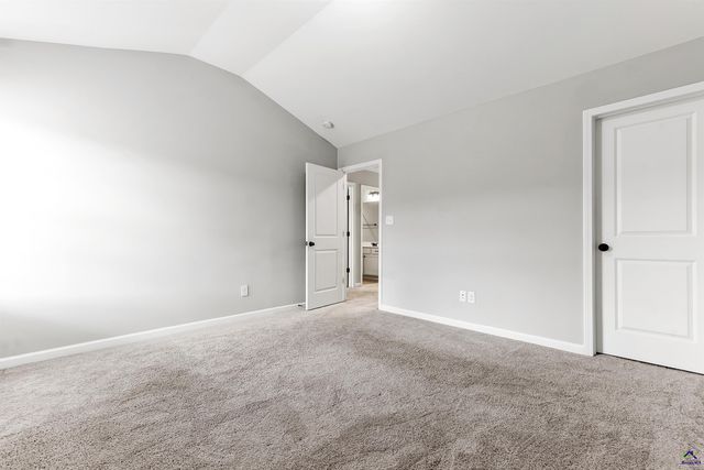 203 Amberley Court, Kathleen, GA 31047