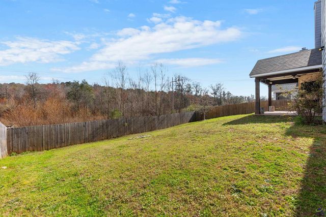 203 Amberley Court, Kathleen, GA 31047