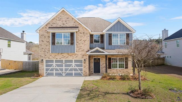 203 Amberley Court, Kathleen, GA 31047